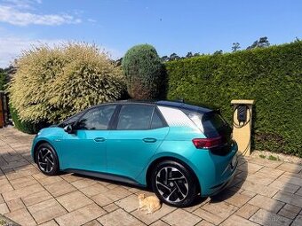 VW ID.3 62KWh 150KW 56738km 1.majitel