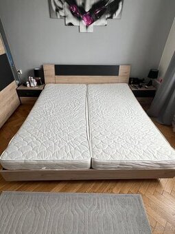 Manželská postel + Matrace a Rošty