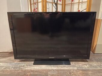 TV Samsung + set-top box TESLA DVB-T2 – kompletní sestava