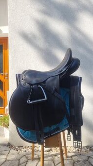 Sedlo Kentaur Orfeus 17 1/,podsedlovka,podbřišník, třmeny