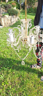 Křišťálový lustr Nová cena 1000,- Kč