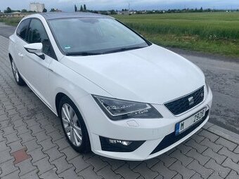 Seat Leon FR 2,0 tdi 135kw rok 2014 LED světla