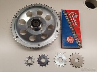 Jawa 50 pionýr rozeta s ložiskem, řetěz, kolečka