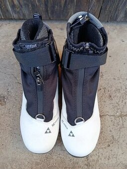 Běžkařské boty Fischer XC Control