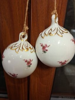 2 porcelánové ozdoby Vánoce  9x7cm