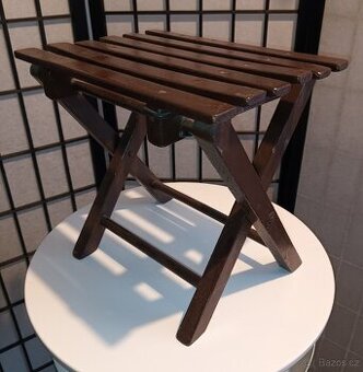 Starožitná dětská skládací židlička. Top stav