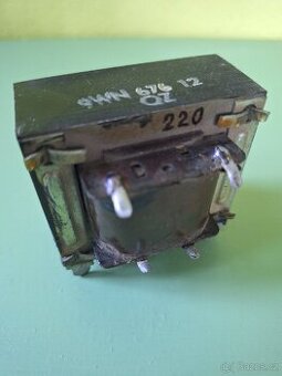 Transformátor 220V / 33V