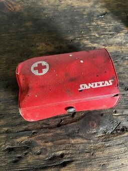 Lekarnička sanitas + matador opravna sada na duše