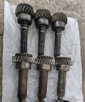 Hnací hřídele zetor crystal