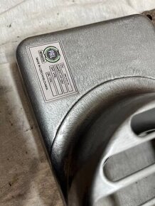 Štítek - topení škoda spartak / octavia