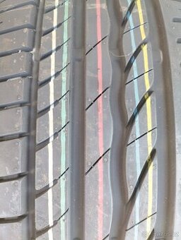 Pneu 195/55/15.Nove.Bridston