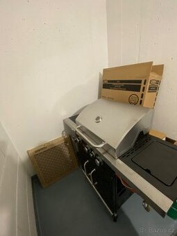 Grillmeister plynový gril 14,4 kW – 3 + 1 hořák