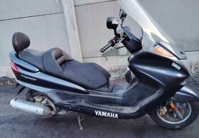 Skutr Yamaha 250