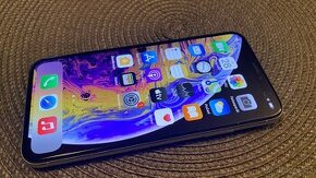 Apple iPhone XS 64GB, příslušenství, 3500Kč