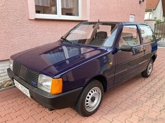 Nádherný Fiat Uno 45 Tuzex