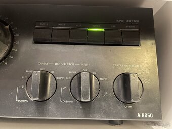 onkyo integra A8250