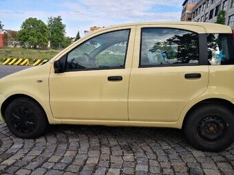 Prodam Fiat Panda 1.1, typ 169 žlute barvy rok 2007