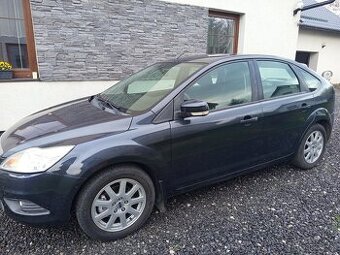 Ford Focus 1.6i 74kw Nová STK