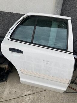 Ford crown Victoria