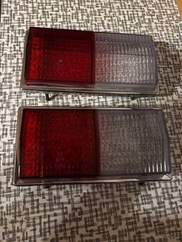 Koncové lampy Tatra 613
