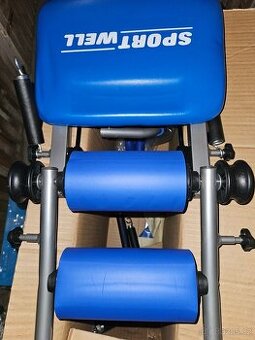 Posilovací stroj STAR TRAINER (SportWell)