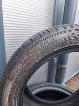 Letní pneu 215/45/16