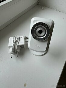 Bezdrátová síťová kamera D-Link DCS-932L - 1