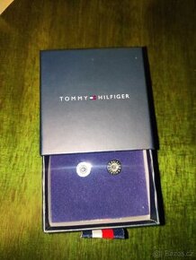 Hilfiger nausnice