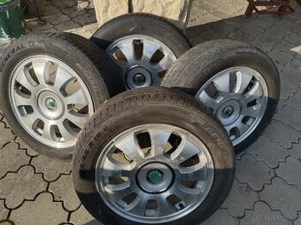 Kola škoda Octavia 1
