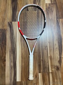 Babolat Pure Strike tenisová raketa
