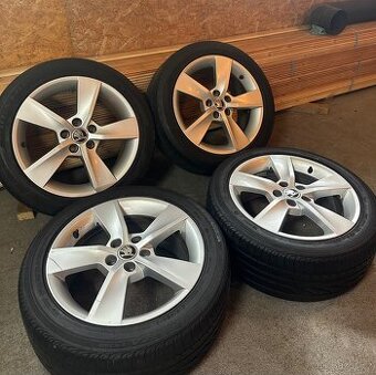 ALU Kola ŠKODA 5x100 R16 ALORE Letní Pneu 215/45/16