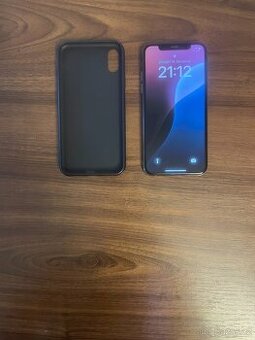 iPhone XS (256gb, baterie: 76%)