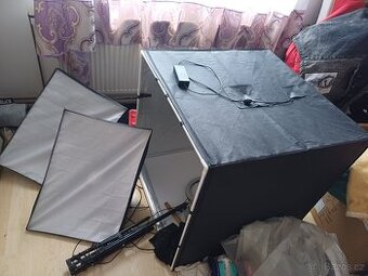 Fotobox velký a 2 světla + stativ s bleskem