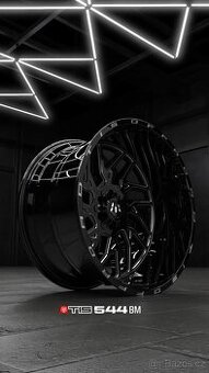 Offroad  alu kola 22x12 ET-44 rozteč 6x139,7