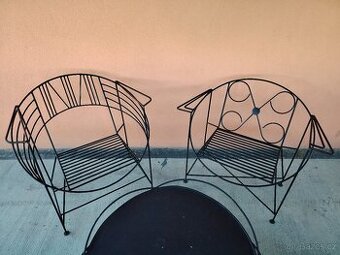 Designový zahradní nábytek.