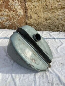 Jawa Pionýr nádrž s kohoutkem pěkný původní stav