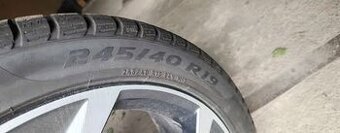 Zimní sada kola Cupra Formentor Pirelli Zero 245/40 R19 5x11