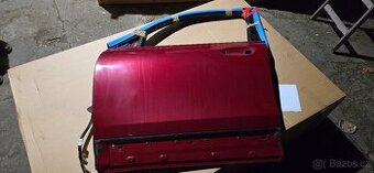 Nové origo levé přední dveře nastrojené na  MB GLB (W247)