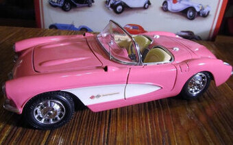1:18 Chevrolet Corvette 1959 Bburago kartonová krabička