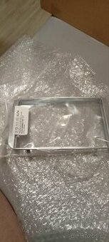 Stříbrný rámeček autorádia 2-DIN Alfa Romeo 147 / GT

