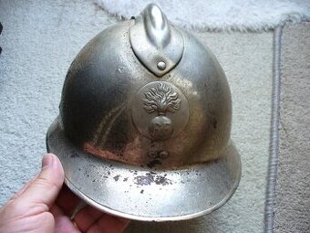 Francouzska-druhovalecna prilba-ADRIANKA.