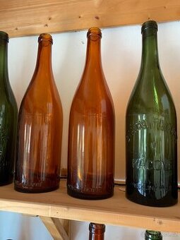 Do své sbírky koupím staré pivní věci pivovaru Kácov