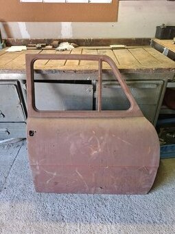 Pravé přední dveře Škoda 100 prvomodel r.v. 1969 - 1971