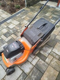 Rotační benzinová sekačka