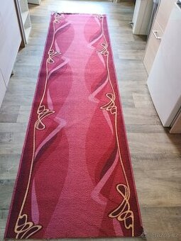 Koberec běhoun d.300 cm