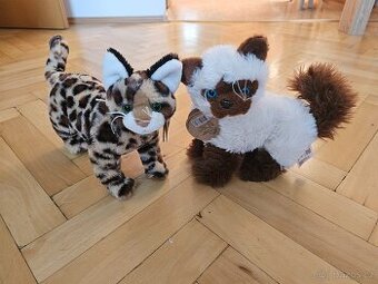 Plyšové kočky o velikosti cca 20cm