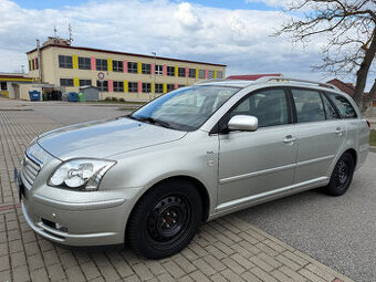 Toyota Avensis, 2.0 benzín, 108kw