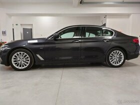 BMW Řada 5, BMW Seria 5 530d XDrive Luxury