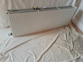 prodam radiator Caradon - 1