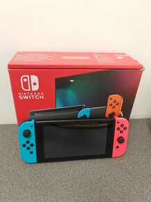 Nintendo Switch  záruka 12/2025